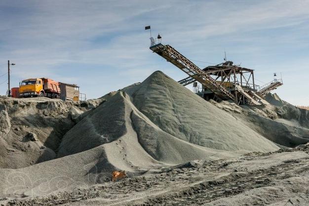 Инвестирование или продажа карьера по добыче щебня в Калужской области. Весь пакет документов, все лицензии и разрешения. Здания, оборудование. Цена продажи: 150 000 000 рублей. Без торга.