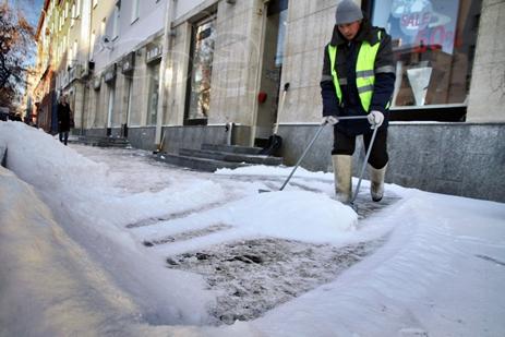 Уборка снега в Москве