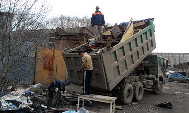Вывоз мусора в Москве